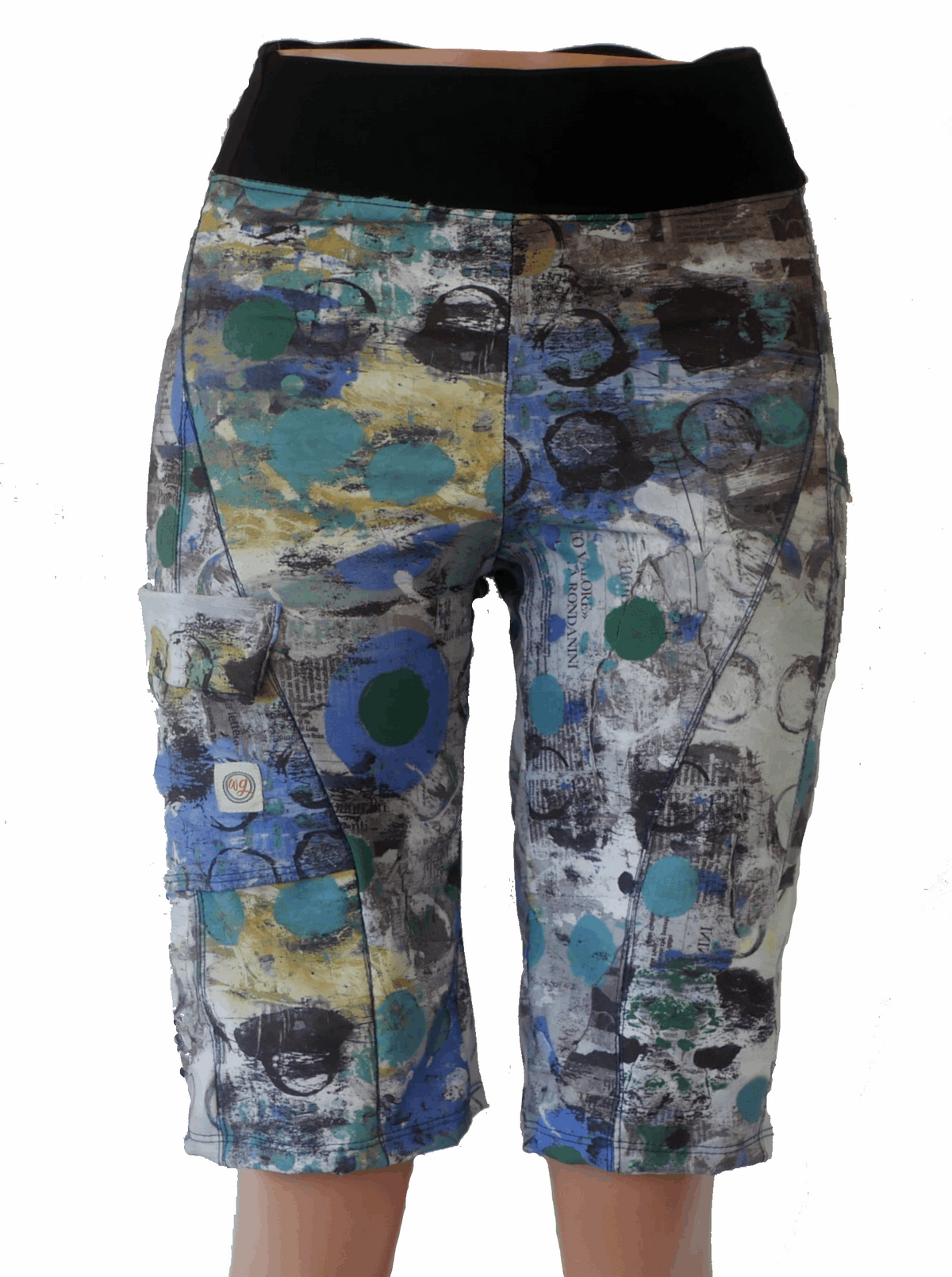 Women's mountain bike shorts with colorful print, featuring comfortable yoga waistband, versatile pockets, and stretchy moisture-wicking fabric.