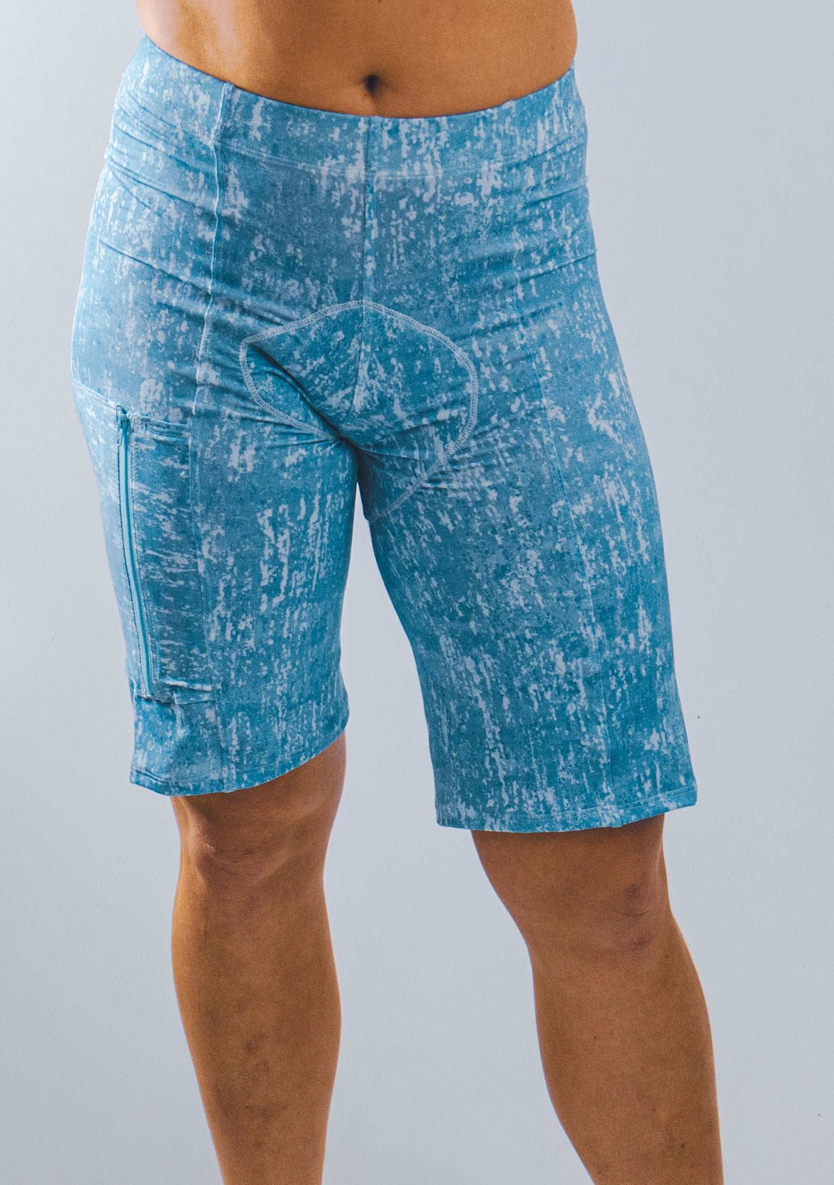Mountain Bike Shorts in Blue Sky with Italian Chamois, featuring recycled stretch fabric and moisture-wicking properties.