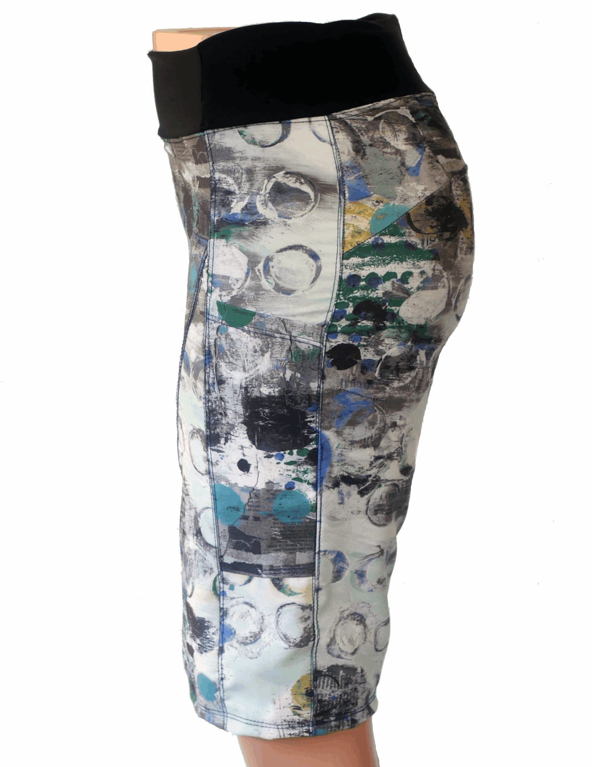 Women's mountain short with new print, contoured elastic yoga waist, stretch poly spandex, and moisture-wicking fabric.