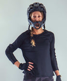 Mountain Bike Top Jet Black with comfort elbow pads and removable G-Form pads.