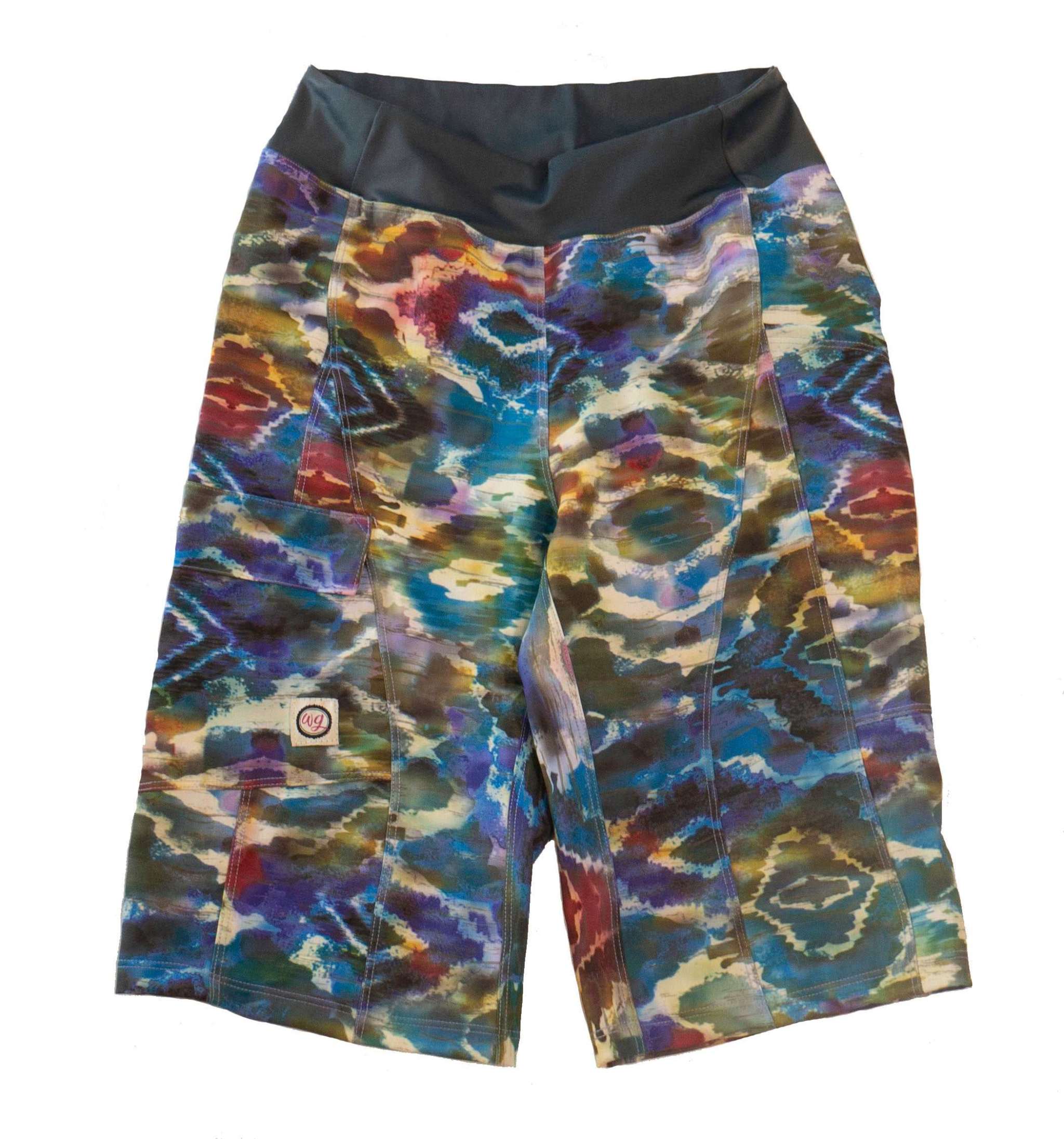 Women's mountain bike shorts with colorful pattern, elastic yoga waist, and side pockets.
