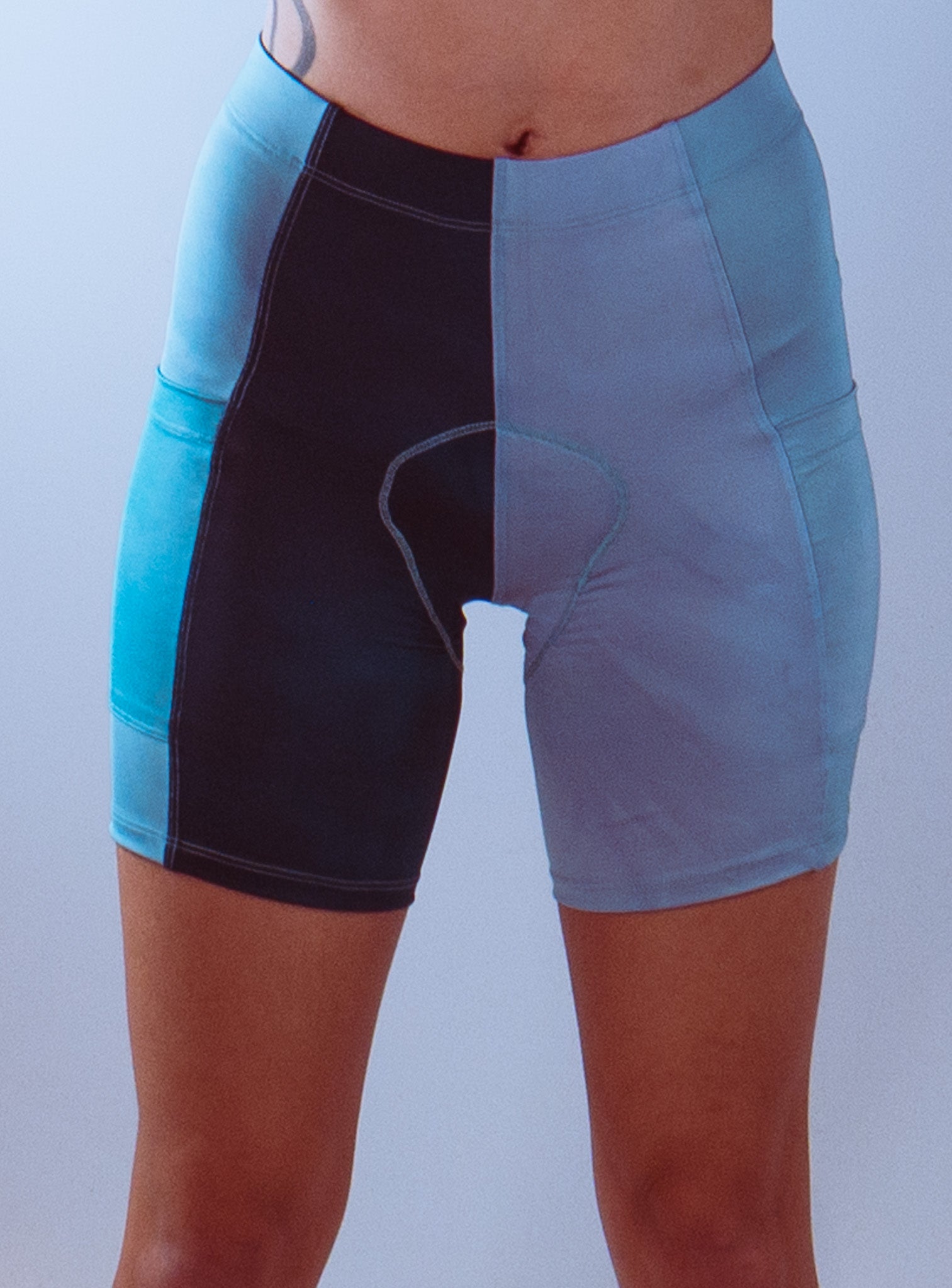 Women's Bike Shorts with 7" Inseam and Italian Chamois Lead Out Baby Blues