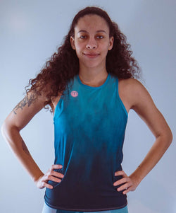 Women's sleeveless bike jersey in black and blue, breathable active mesh fabric, ideal for cycling.