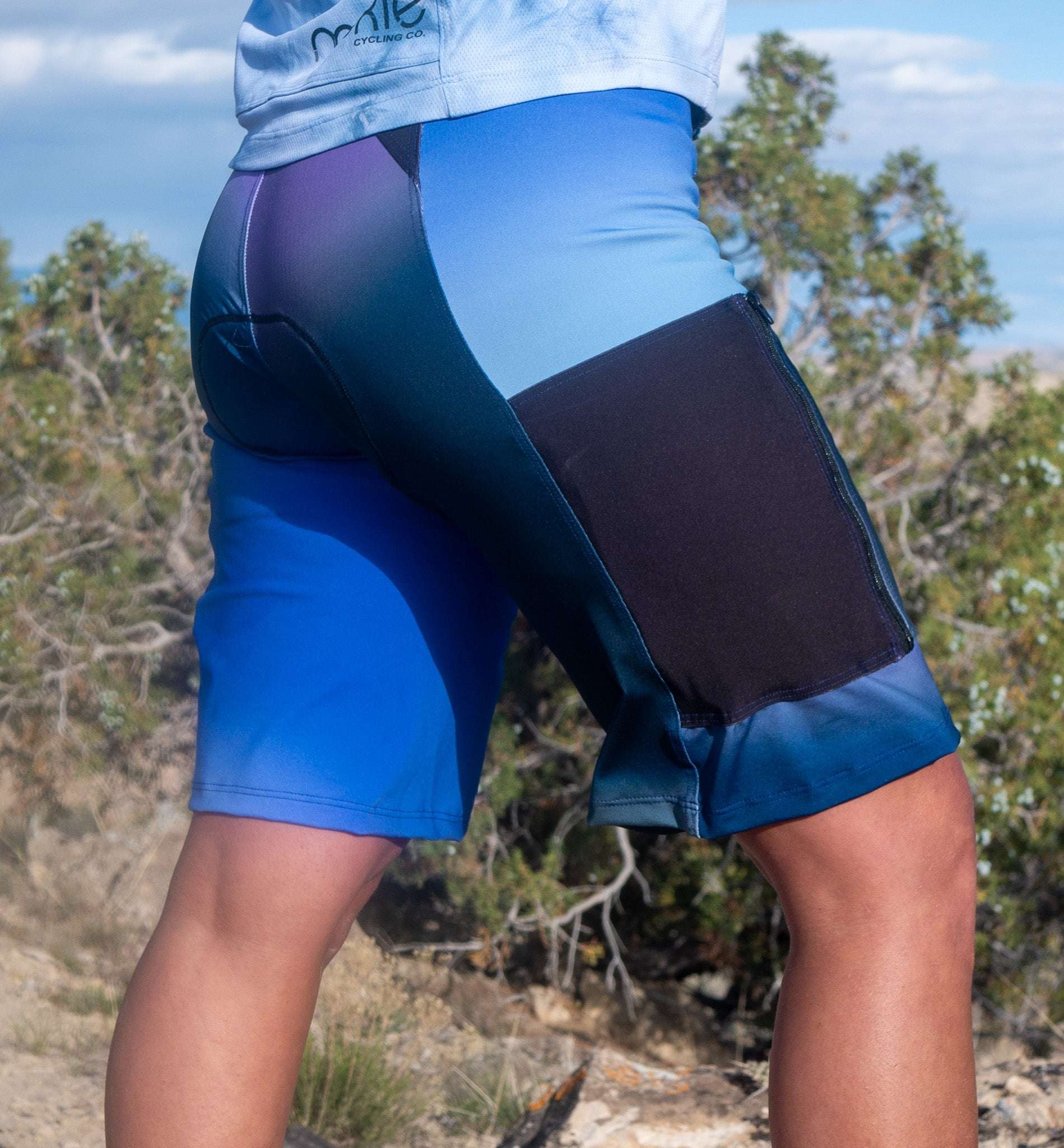 Steezy Stretch Bike Shorts Blues with large side pocket and sewn-in chamois.