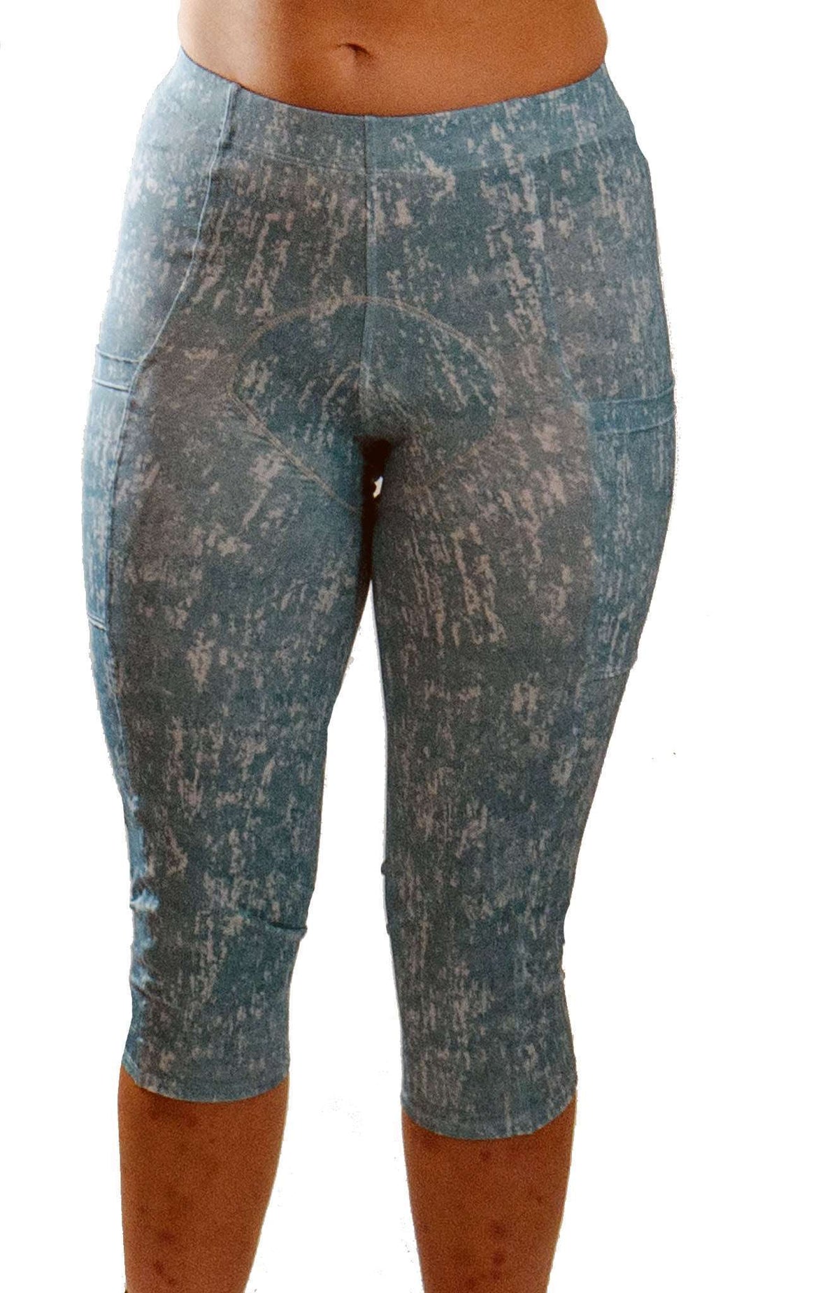 Women's blue sky cycling knickers with Italian chamois and moisture-wicking fabric.