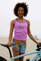 Women's gravel shorts with Italian chamois, designed for performance and comfort.